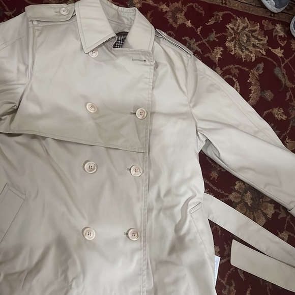 Size 10P London Fog authentic trench - Picture 6 of 13
